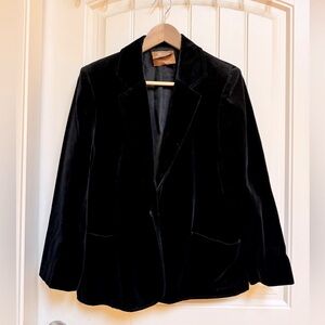 Ziba Black Cotton Blend Velvet One Button Blazer. Size 16